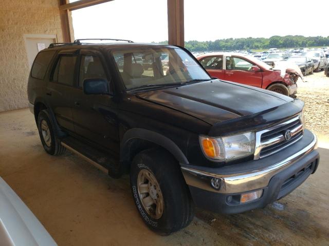 TOYOTA 4RUNNER SR 1999 with VIN JT3GN86R5X0126809 - Photo from auction