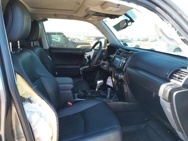 Photo 5 from auction – 2019 TOYOTA 4RUNNER SR with VIN JTEBU5JR8K5682070