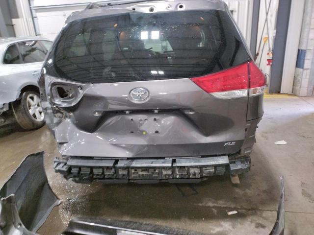 Photo 9 from auction – 2012 TOYOTA SIENNA XLE with VIN 5TDYK3DC6CS223390