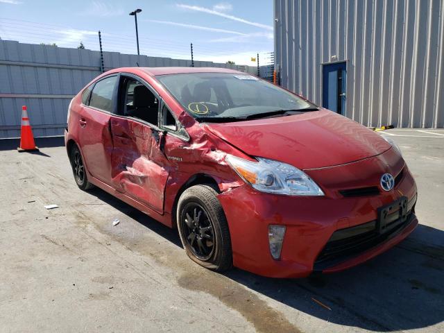 TOYOTA PRIUS 2015 مع رقم تعريف المركبة JTDKN3DU7F1968558 - صورة من المزاد