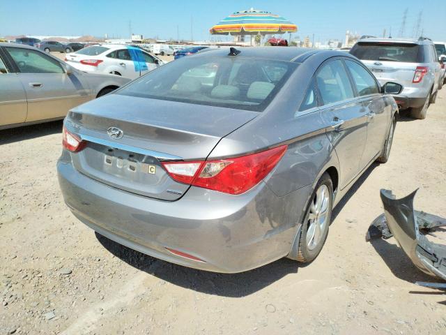 Photo 4 from auction – 2013 HYUNDAI SONATA SE with VIN 5NPEC4AC4DH523589