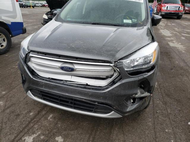 Photo 9 from auction – 2018 FORD ESCAPE SE with VIN 1FMCU9GD9JUC36604