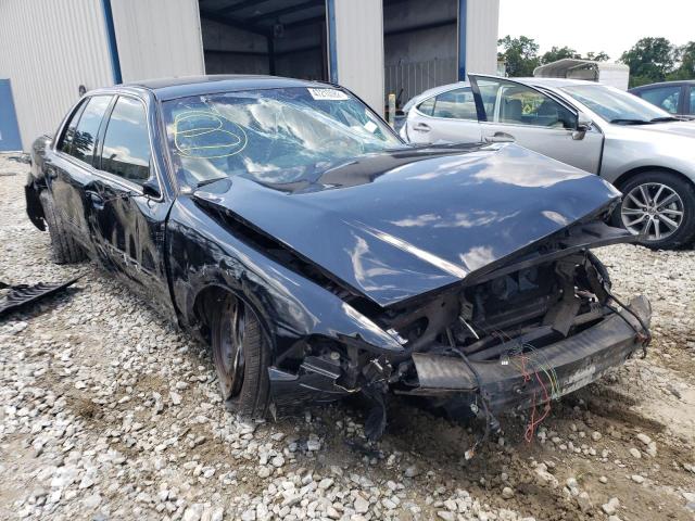 FORD CROWN VICT 2011 with VIN 2FABP7BV7BX167083 - Photo from auction