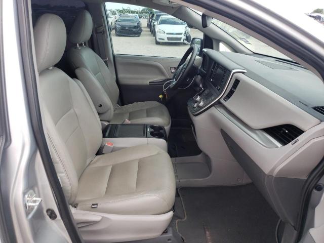 Photo 5 from auction – 2020 TOYOTA SIENNA LE with VIN 5TDKZ3DC2LS050274