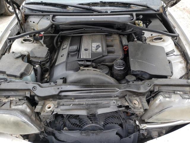 Photo 7 from auction – 2005 BMW 320 I with VIN WBAEV13465KL23618