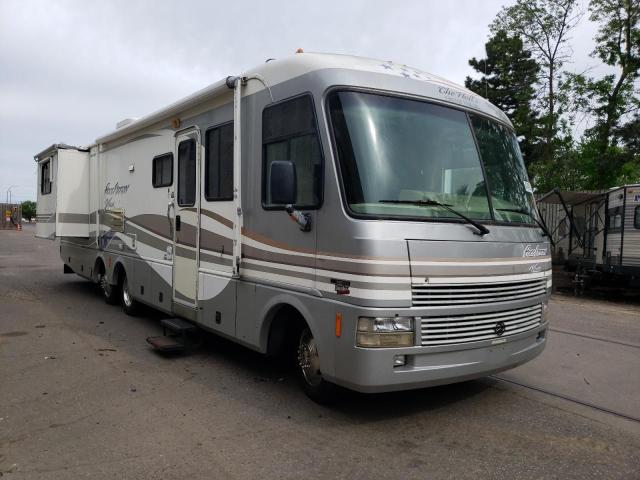 FLEETWOOD PACE ARROW 1998 with VIN 1GBLP37J2W3307156 - Photo from auction