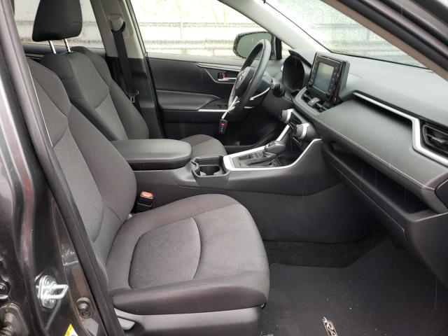 Photo 5 from auction – 2019 TOYOTA RAV4 XLE with VIN JTMP1RFV0KD018853