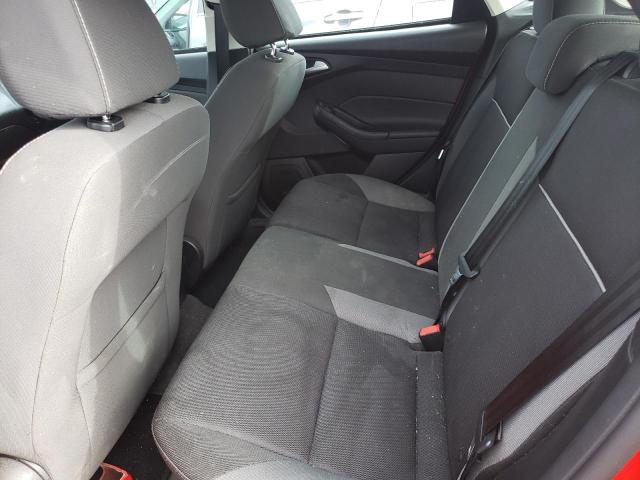 Zdjęcie 6 z aukcji – 2014 FORD FOCUS SE z VIN 1FADP3K25EL230707