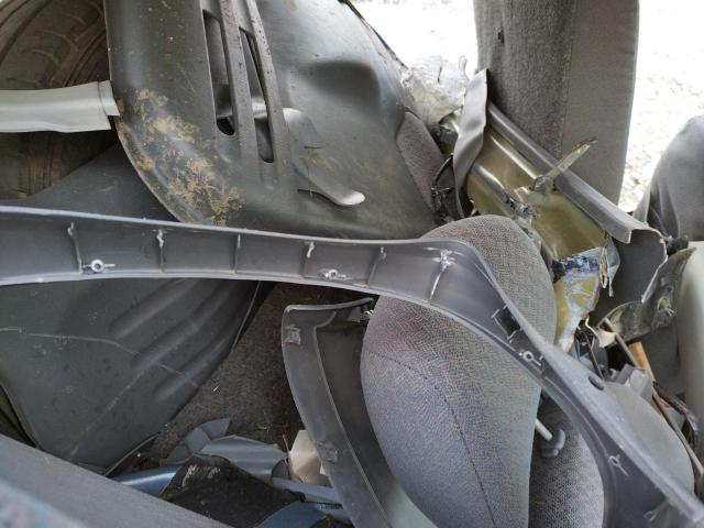 Photo 6 from auction – 2000 CHEVROLET TRACKER with VIN 2CNBJ13C8Y6949702