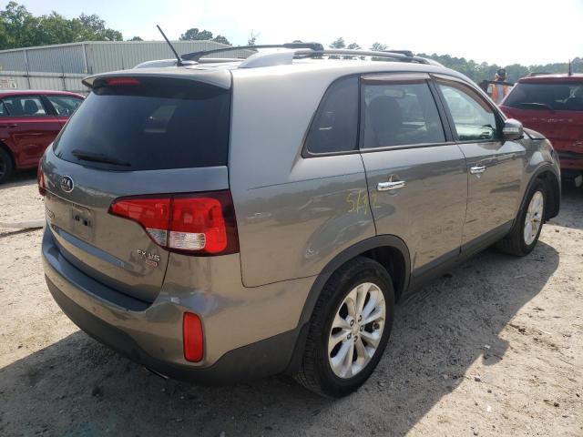 Photo 4 from auction – 2014 KIA SORENTO EX with VIN 5XYKU4A76EG497623