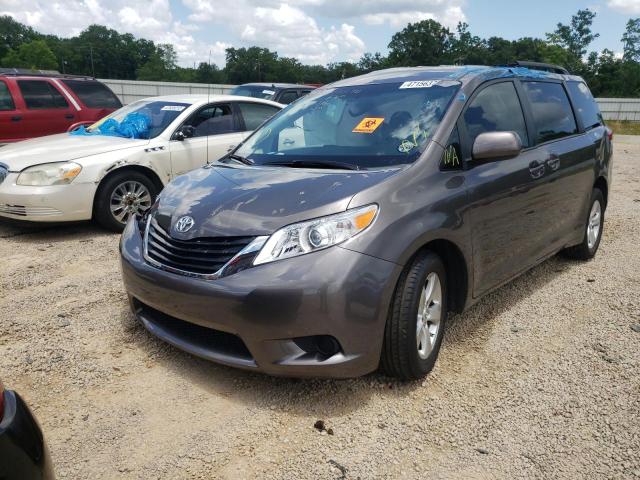 Photo 2 from auction – 2013 TOYOTA SIENNA LE with VIN 5TDKK3DC3DS360469
