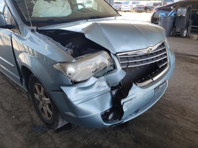 Photo 9 from auction – 2010 CHRYSLER TOWN & COU with VIN 2A4RR8DX4AR427511