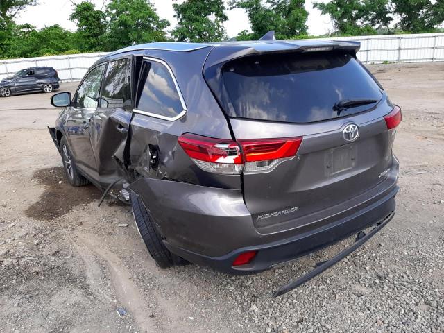 Photo 3 from auction – 2019 TOYOTA HIGHLANDER with VIN 5TDJZRFH8KS565799