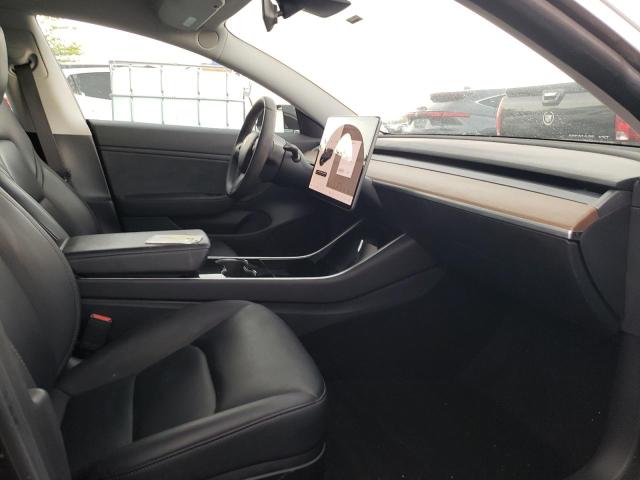 Photo 5 from auction – 2019 TESLA MODEL 3 with VIN 5YJ3E1EAXKF395881
