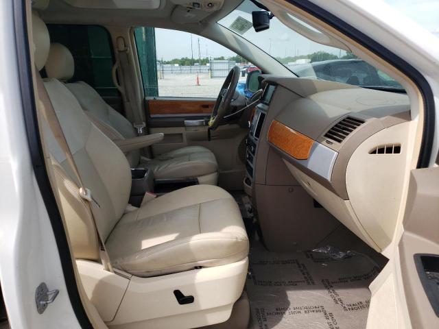 Photo 5 from auction – 2008 CHRYSLER TOWN & COU with VIN 2A8HR64X58R787203