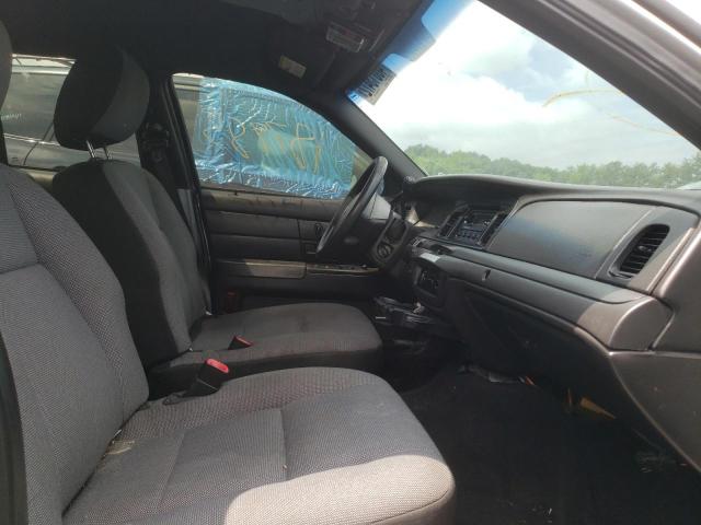Photo 5 from auction – 2011 FORD CROWN VICT with VIN 2FABP7BV6BX103441