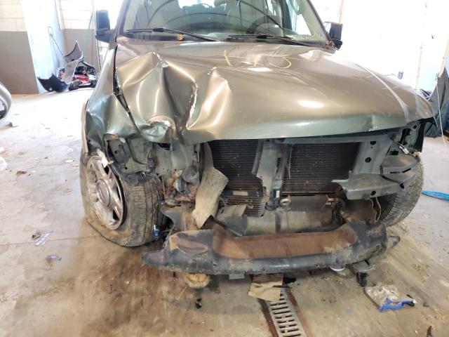 Photo 9 from auction – 2004 FORD EXPEDITION with VIN 1FMFU18L94LA43013