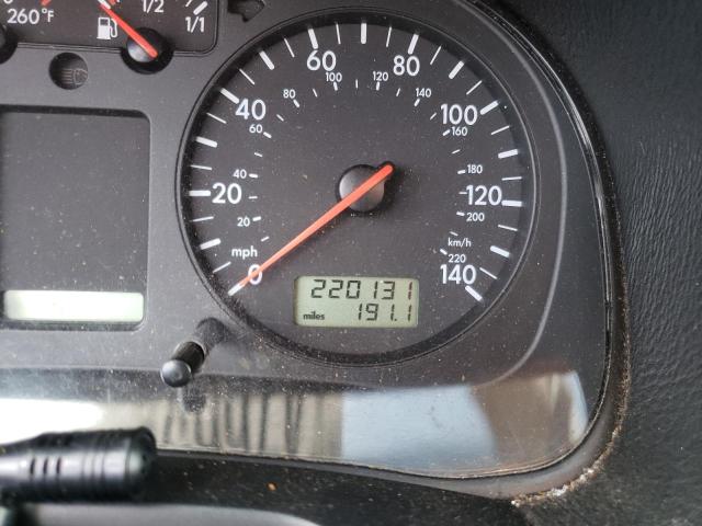 Photo 8 from auction – 2002 VOLKSWAGEN JETTA with VIN 3VWSP69M92M062779