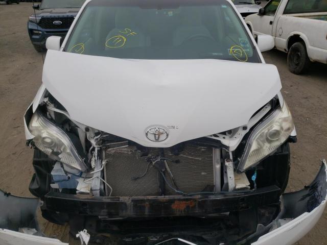 Photo 7 from auction – 2011 TOYOTA SIENNA LE with VIN 5TDKK3DC4BS151688