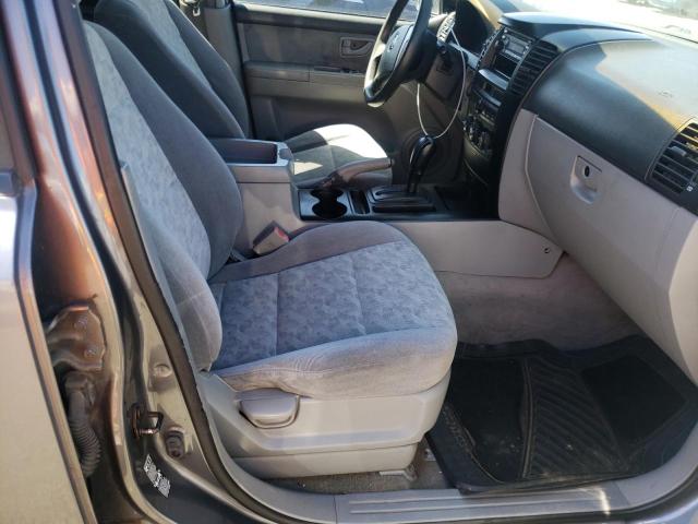 Photo 5 from auction – 2004 KIA SORENTO EX with VIN KNDJC733145296391