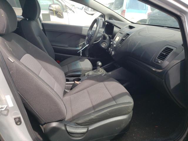 Photo 5 from auction – 2016 KIA FORTE LX with VIN KNAFX4A68G5564408