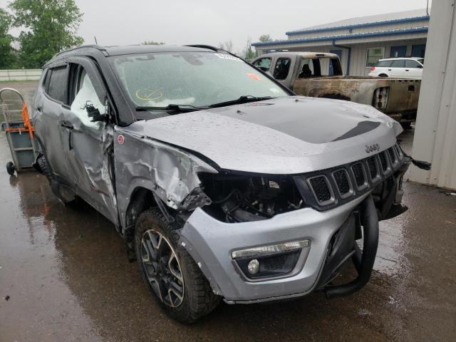 JEEP COMPASS TR 2019 with VIN 3C4NJDDB0KT799788 - Photo from auction