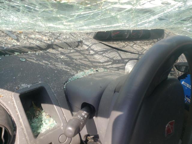 Photo 8 from auction – 2004 SATURN ION LEVEL with VIN 1G8AJ52F44Z213271