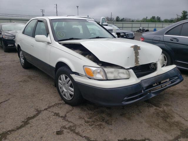 TOYOTA CAMRY CE 2001 with VIN 4T1BG22K11U778599 - Photo from auction