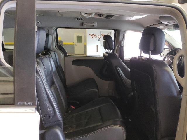 Photo 6 from auction – 2012 CHRYSLER TOWN & COU with VIN 2C4RC1BG4CR313383