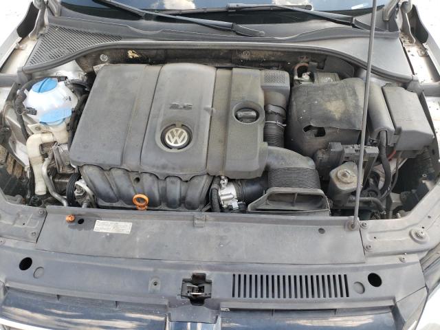 Photo 7 from auction – 2013 VOLKSWAGEN PASSAT S with VIN 1VWAP7A31DC017702