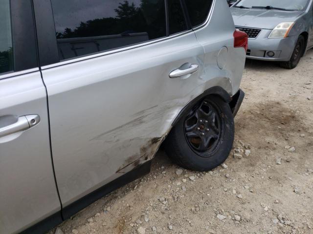 Photo 9 from auction – 2014 TOYOTA RAV4 LE with VIN JTMBFREV5EJ000643