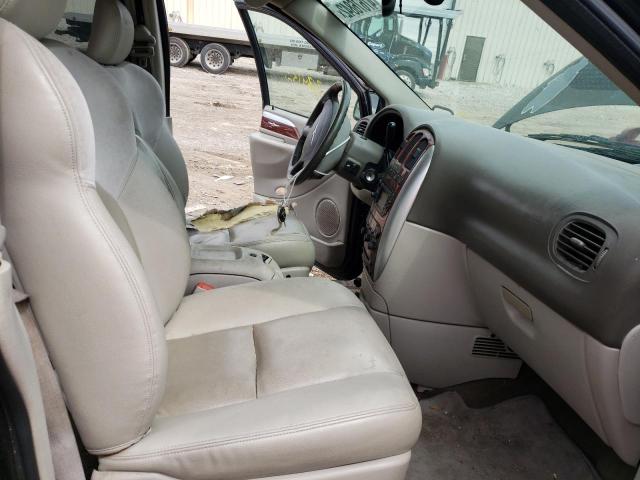 Photo 5 from auction – 2007 CHRYSLER TOWN & COU with VIN 2A4GP64L17R185641