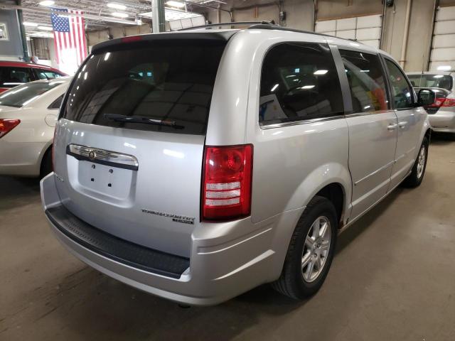 Photo 4 from auction – 2010 CHRYSLER TOWN & COU with VIN 2A4RR5D16AR337982