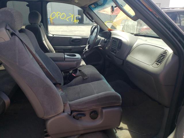Photo 5 from auction – 2002 FORD F150 with VIN 1FTPX17LX2NB54818
