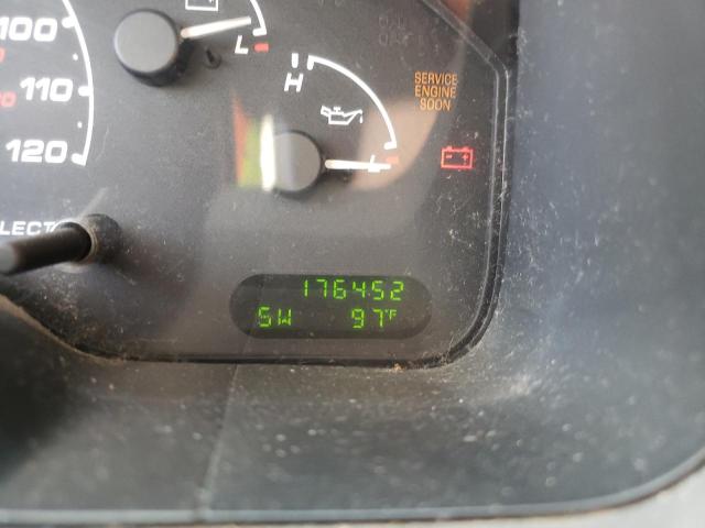 Photo 8 from auction – 2002 FORD EXPLORER X with VIN 1FMZU73W62ZC18152