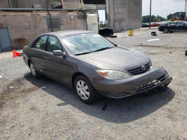 TOYOTA CAMRY LE 2003 with VIN 4T1BE30K83U699089 - Photo from auction