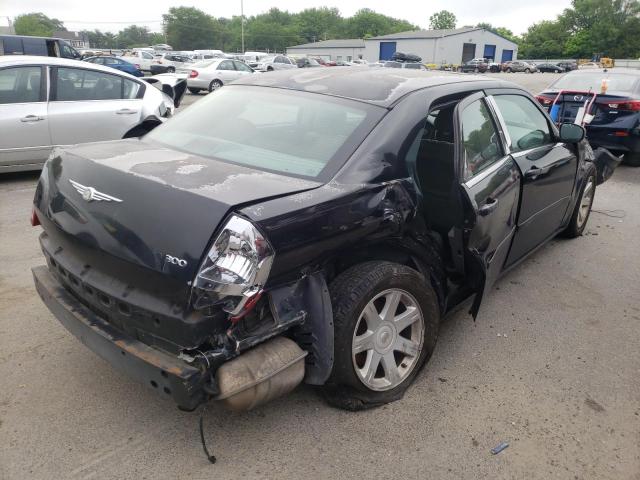 Photo 4 from auction – 2005 CHRYSLER 300 with VIN 2C3JA43R35H551856