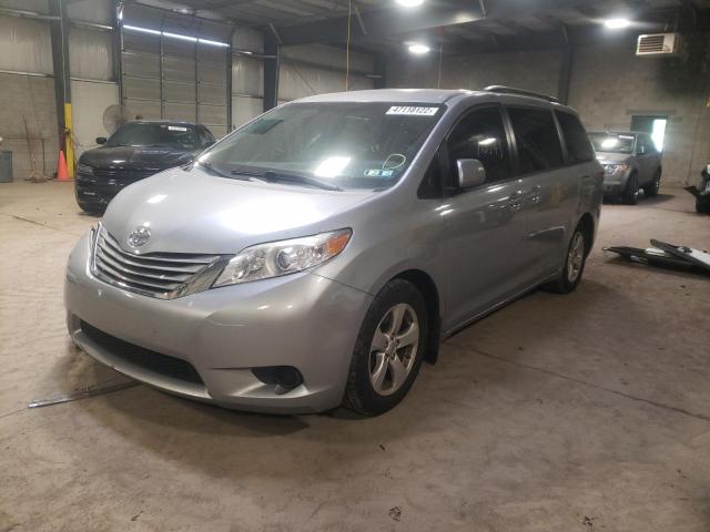 Photo 2 from auction – 2015 TOYOTA SIENNA LE with VIN 5TDKK3DC6FS599551