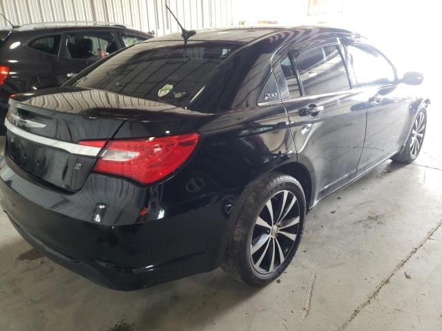 Photo 4 from auction – 2013 CHRYSLER 200 TOURIN with VIN 1C3CCBBG4DN739380