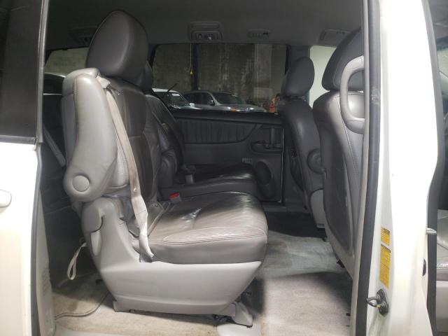 Photo 6 from auction – 2010 TOYOTA SIENNA XLE with VIN 5TDYK4CC2AS305461