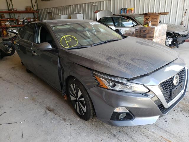 NISSAN ALTIMA SV 2019 with VIN 1N4BL4DV5KC143935 - Photo from auction
