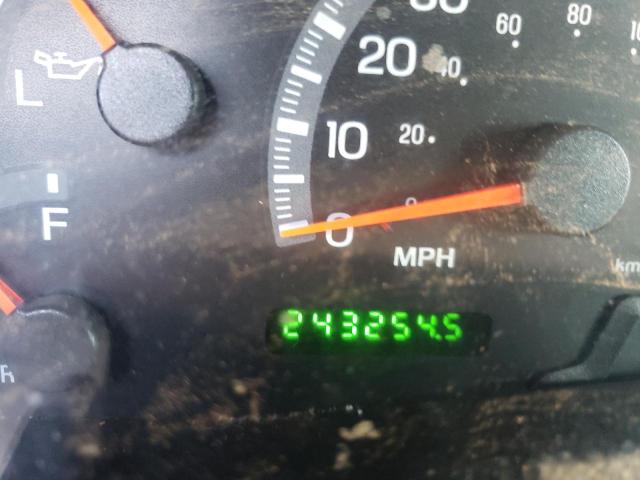 Photo 8 from auction – 2001 FORD F150 SUPER with VIN 1FTRW07W51KD72598