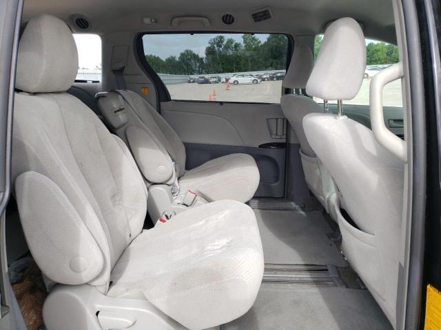 Photo 6 from auction – 2013 TOYOTA SIENNA LE with VIN 5TDKK3DC2DS356588
