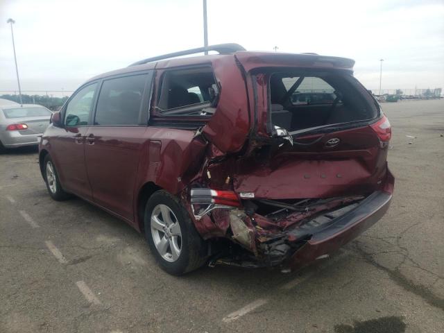 Photo 3 from auction – 2016 TOYOTA SIENNA LE with VIN 5TDKK3DCXGS699640