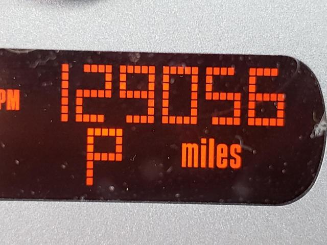 Photo 8 from auction – 2005 MINI COOPER S with VIN WMWRE33545TG98359