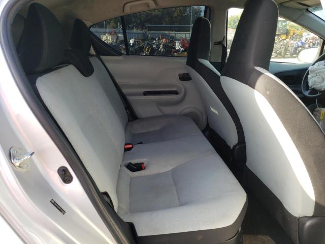 Photo 6 from auction – 2014 TOYOTA PRIUS C with VIN JTDKDTB3XE1574385