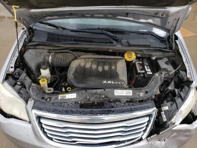 Photo 7 from auction – 2014 CHRYSLER TOWN & COU with VIN 2C4RC1BG0ER212263