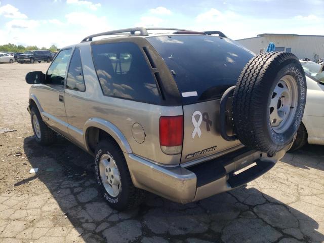 Photo 3 from auction – 2000 CHEVROLET BLAZER with VIN 1GNCT18W4YK211597