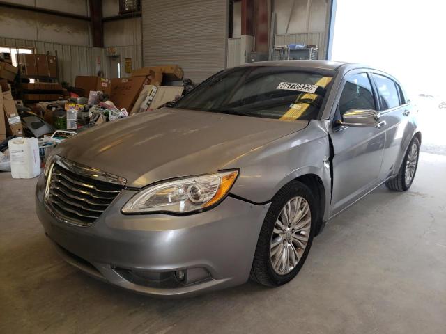 Photo 2 from auction – 2013 CHRYSLER 200 LIMITE with VIN 1C3CCBCG9DN523362