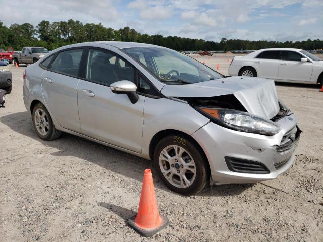 FORD FIESTA SE 2015 with VIN 3FADP4BJ4FM114637 - Photo from auction